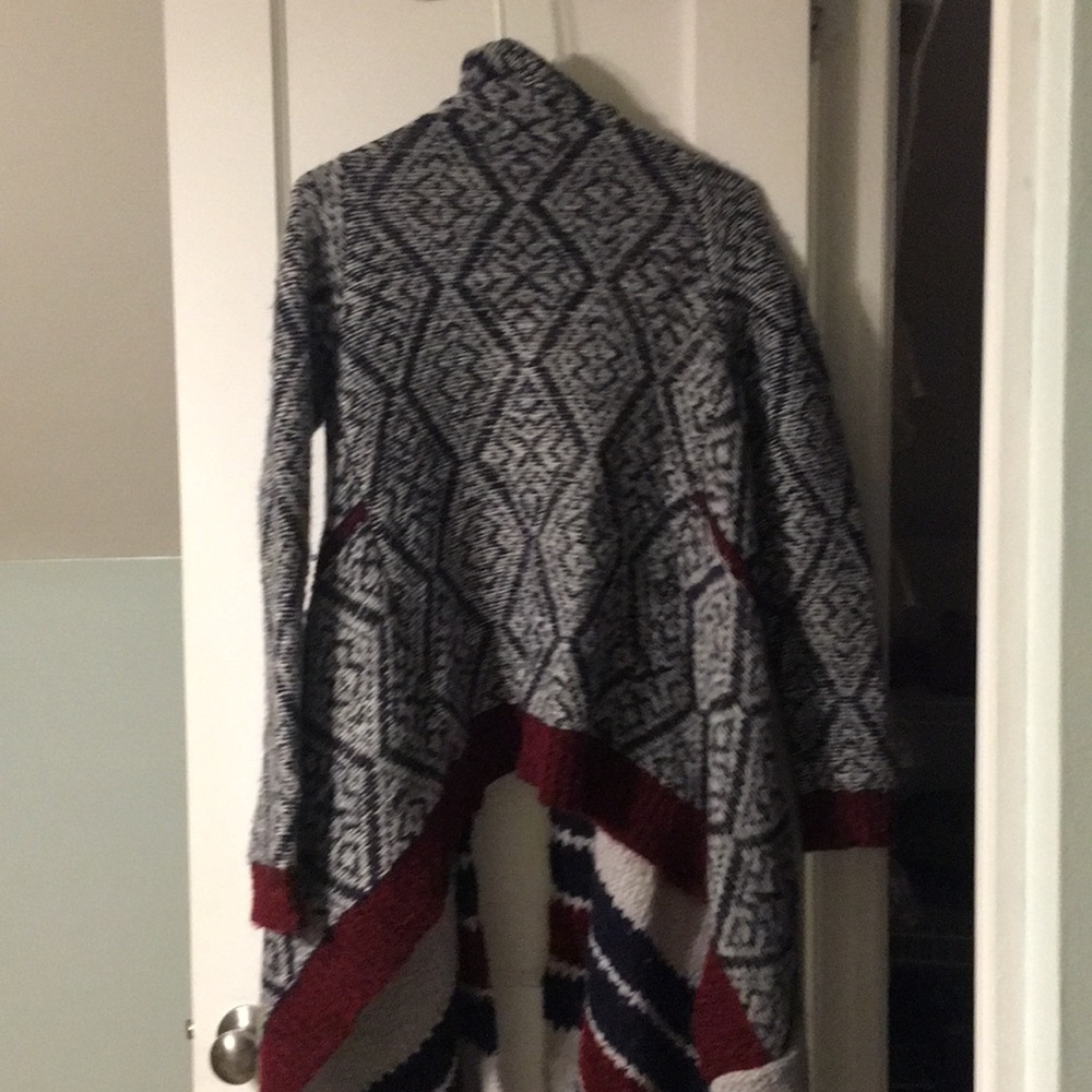 Sweater - Picture 3 of 4